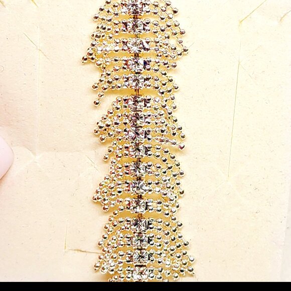 Two pair of rhinestone silver stretch bracelets for elegant use - Picture 5 of 5